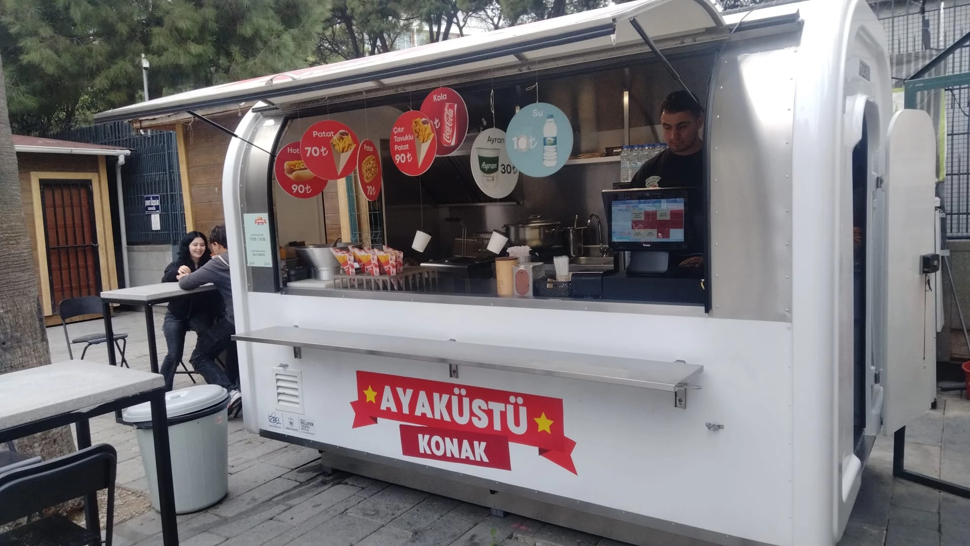 Ayaküstü Kiosk Sevgi Yolu
